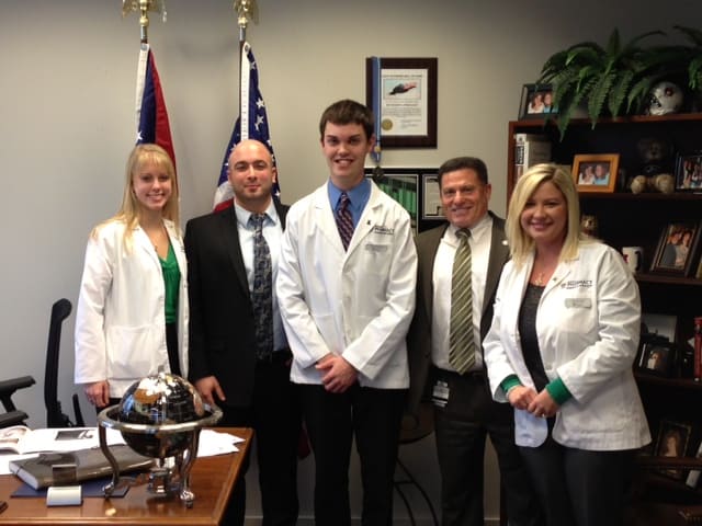 Perales_and_students_legislative_day